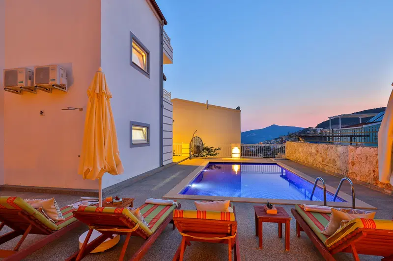 Kalkan’da deniz manzaralı kiralık villa, fotoğraf 16