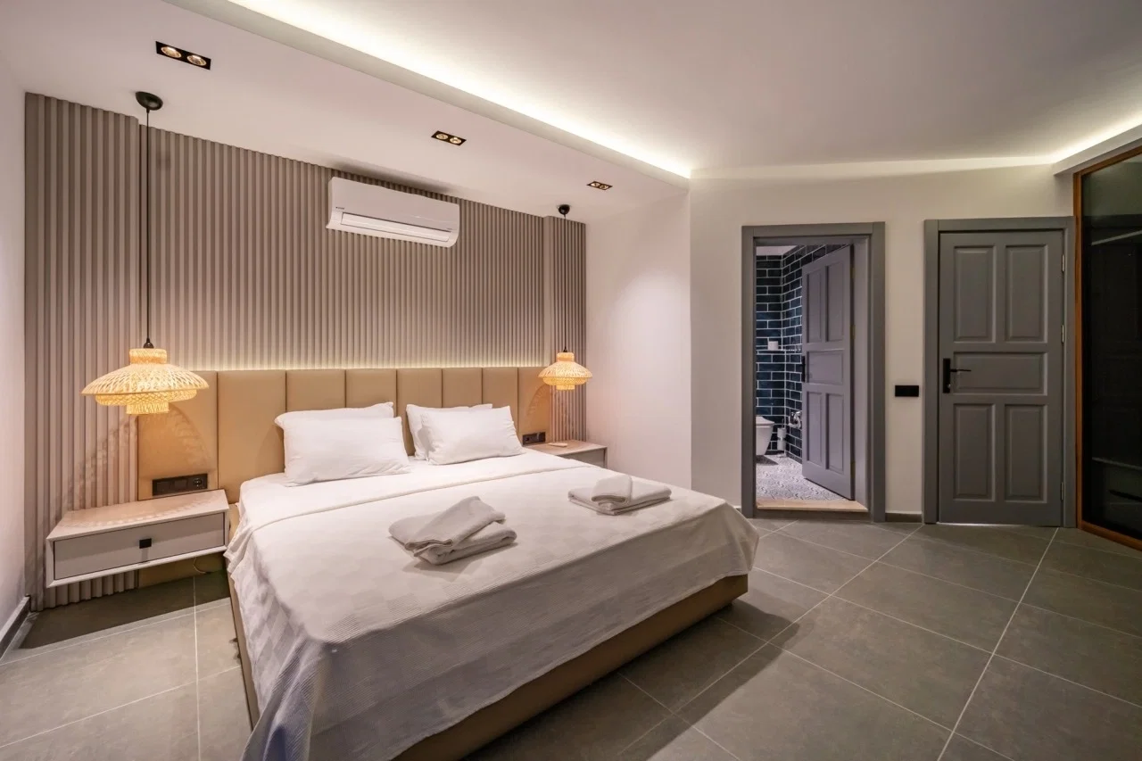Kalkan’da Merkeze Yakın, Özel Havuzlu, 4 Yatak Odalı, Kiralık Villa