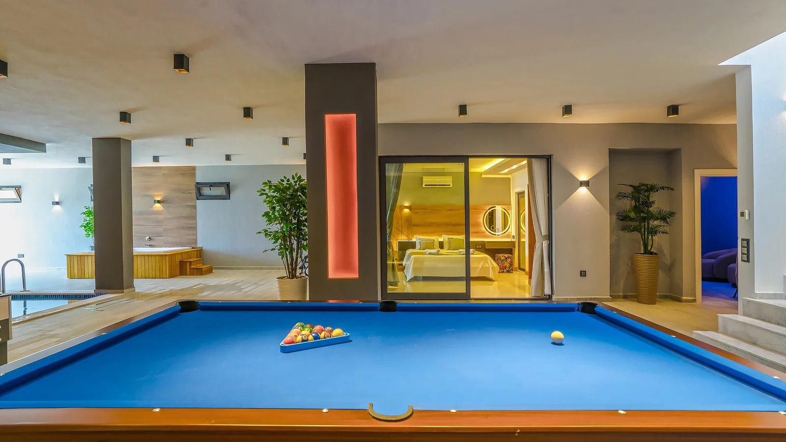 Kalkan’da Sakin Konumda, Isıtmalı Havuzlu, 6 Kişilik, Lüks Villa