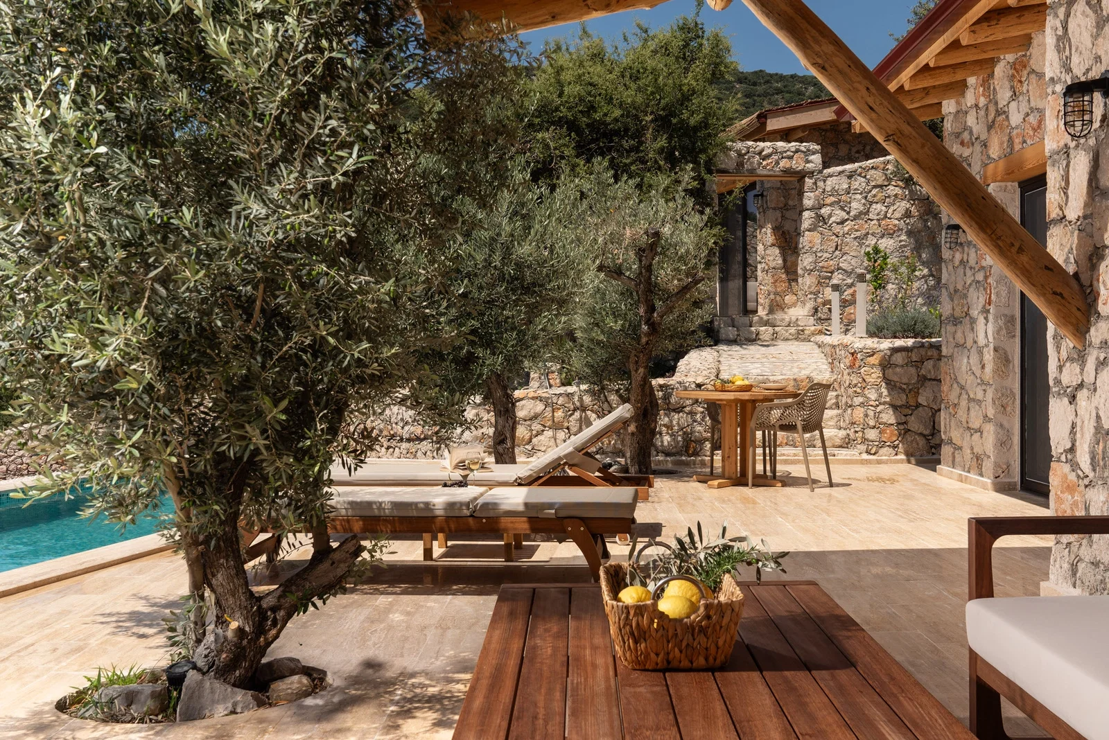 Kalkan’da Deniz Manzaralı, Özel Havuzlu, 2 Kişilik, Lüks Villa