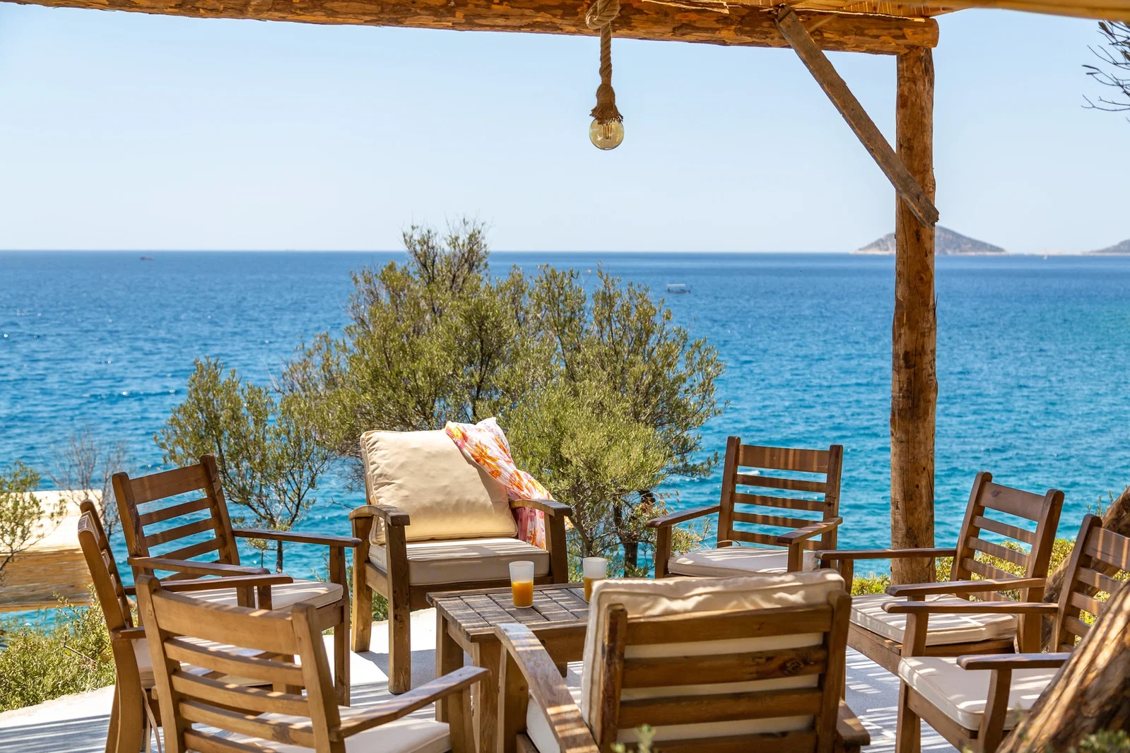 Kalkan’da Deniz Manzaralı, Özel Havuzlu, 2 Kişilik, Lüks Villa