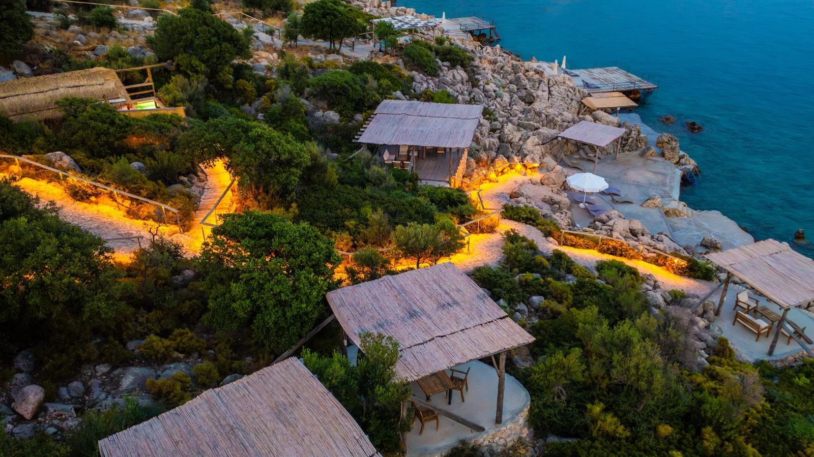 Kalkan’da Deniz Manzaralı, Özel Havuzlu, 1 Yatak Odalı, Lüks Villa