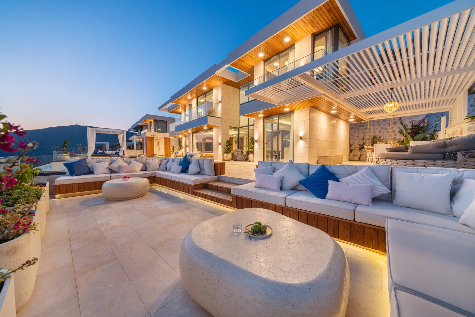 Kalkan’da bahçeli kiralık villa, fotoğraf 3