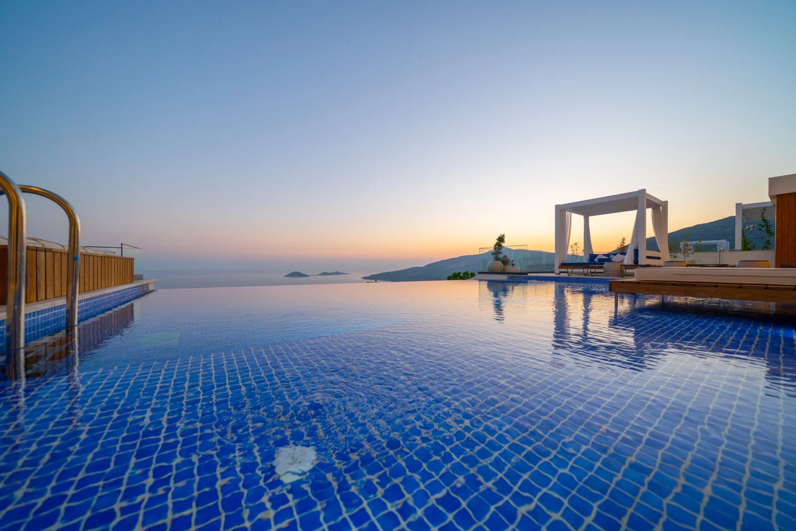 Kalkan’da deniz manzaralı kiralık villa, fotoğraf 11