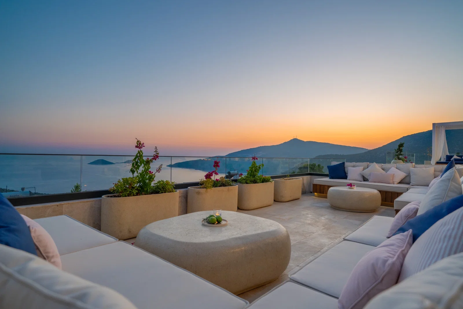 Kalkan’da jakuzili kiralık villa, fotoğraf 10