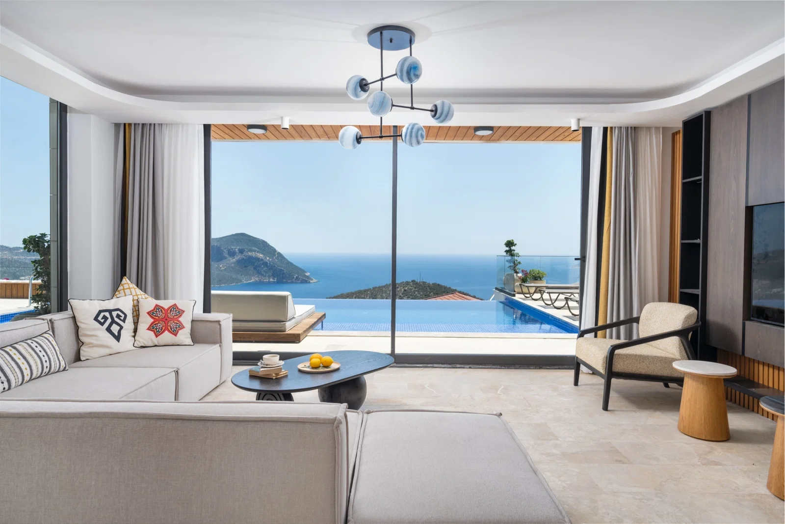 Kalkan’da jakuzili kiralık villa, fotoğraf 17