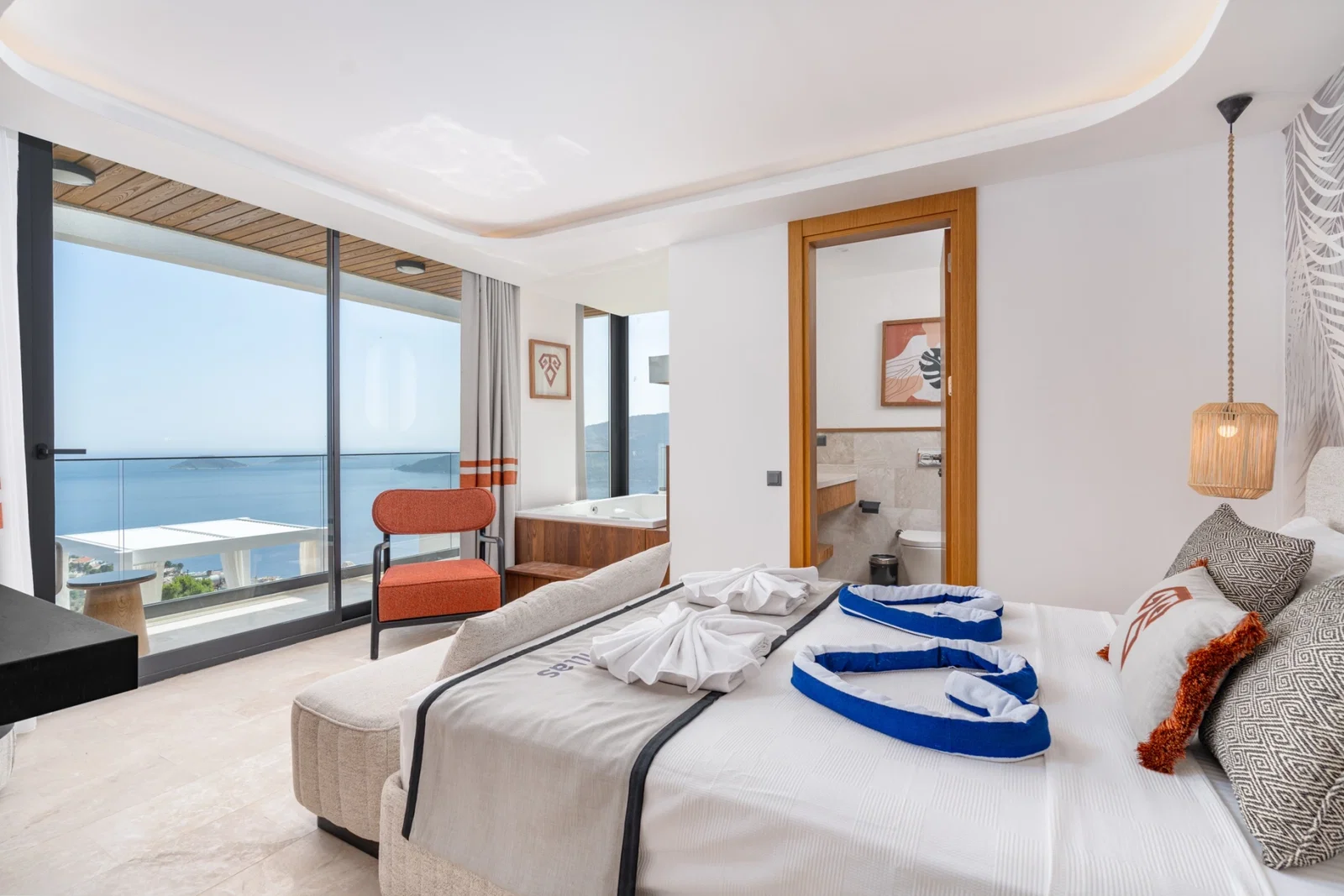 Kalkan’da jakuzili kiralık villa, fotoğraf 33