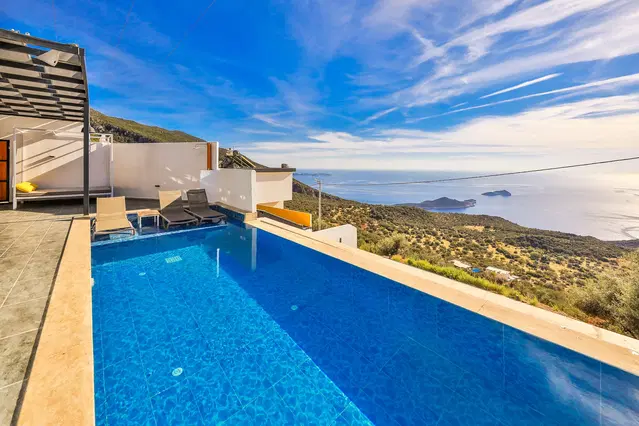 Kalkan’da deniz manzaralı kiralık villa, fotoğraf 4