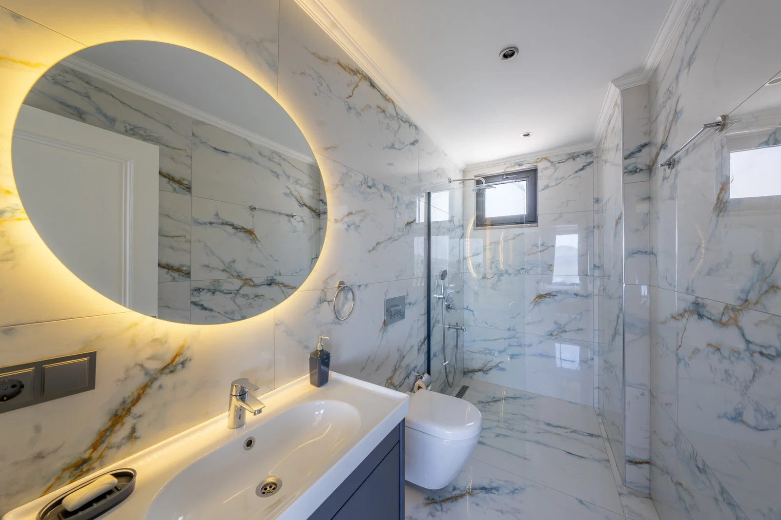 Kalkan’da Merkeze Yakın, Isıtmalı Havuzlu, 4 Yatak Odalı, Lüks Villa