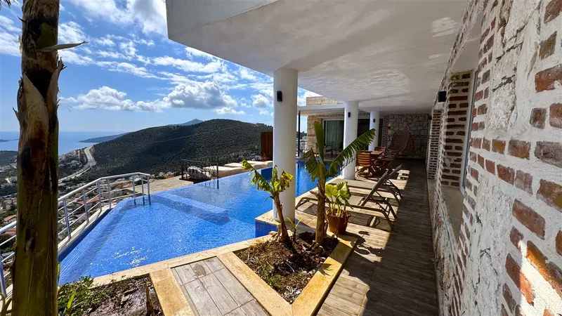 Kalkan’da deniz manzaralı kiralık villa, fotoğraf 3