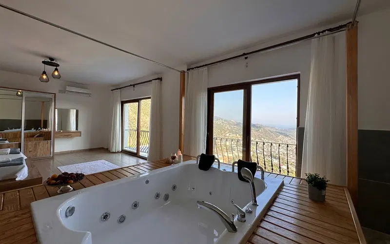 Kalkan’da deniz manzaralı kiralık villa, fotoğraf 14