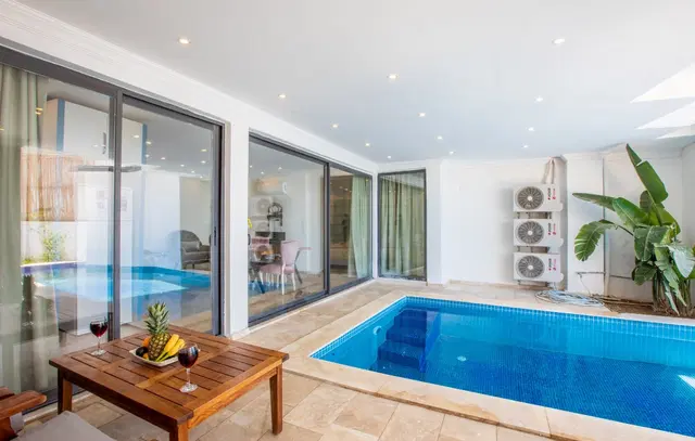 Kalkan’da deniz manzaralı kiralık villa, fotoğraf 3