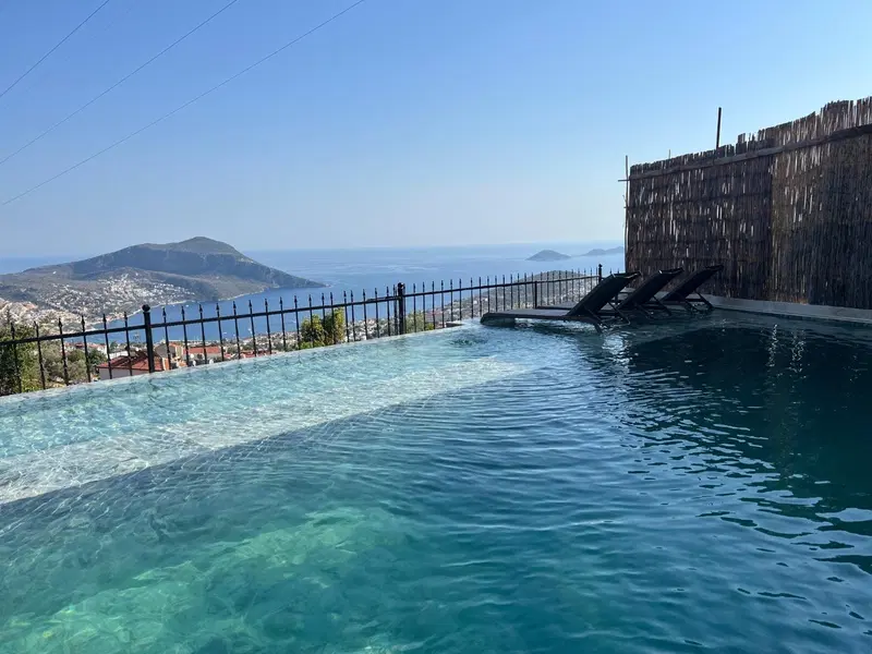 Kalkan’da jakuzili kiralık villa, fotoğraf 2