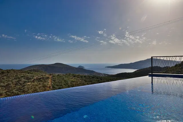 Kalkan’da jakuzili kiralık villa, fotoğraf 2