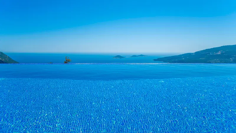 Kalkan’da ısıtmalı havuzlu kiralık villa, fotoğraf 2