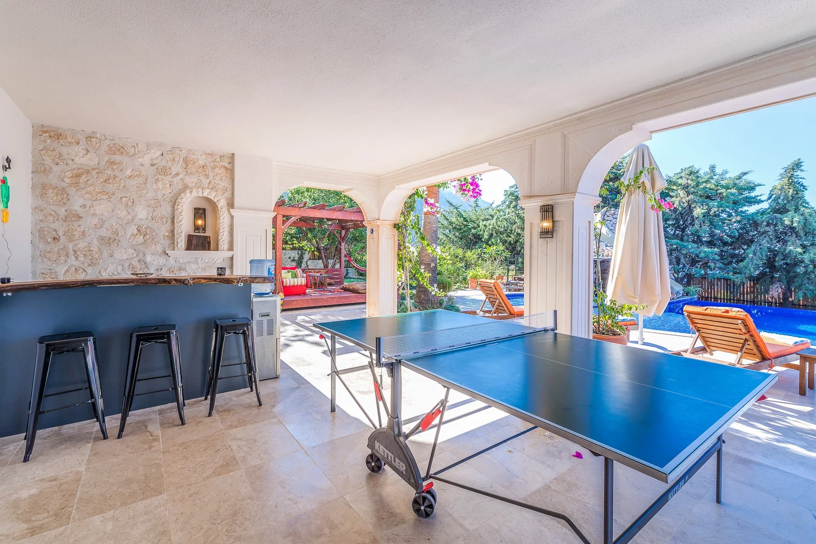 Kalkan’da Korunaklı, Isıtmalı Havuzlu, 8 Kişilik, Lüks Villa