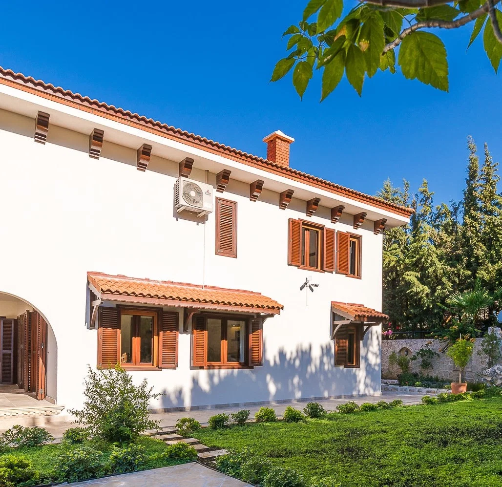 Kalkan’da Korunaklı, Isıtmalı Havuzlu, 8 Kişilik, Lüks Villa