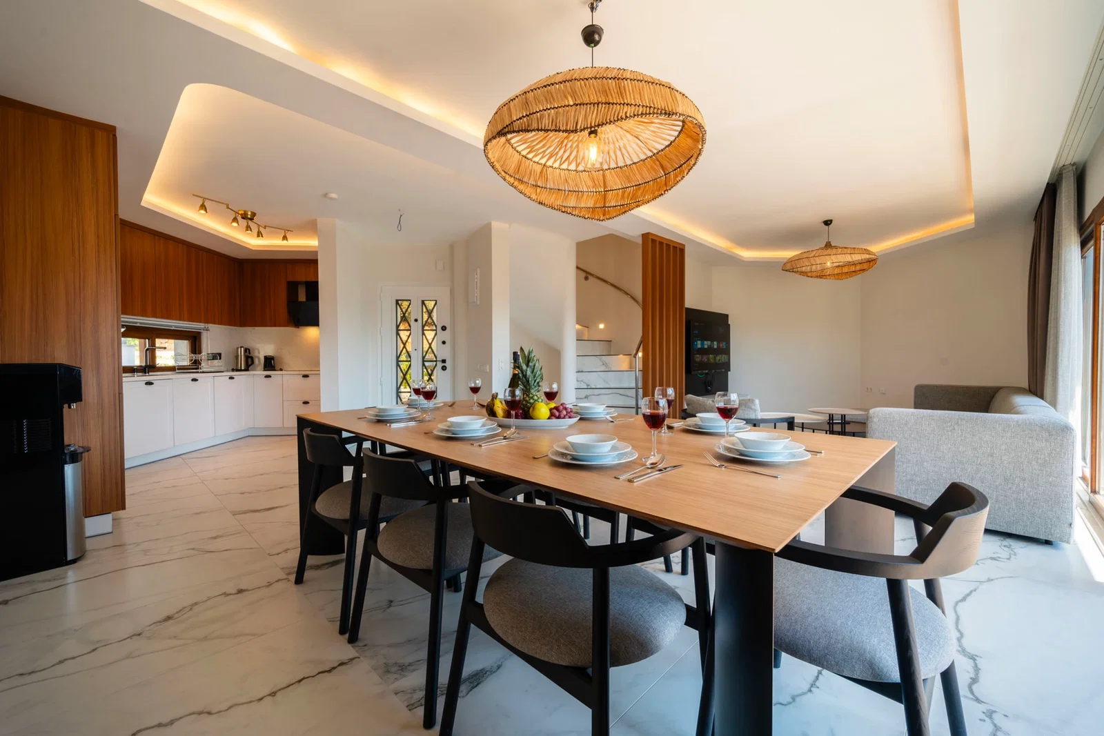 Kalkan’da Merkeze Yakın, Özel Havuzlu, 5 Yatak Odalı, Lüks Villa