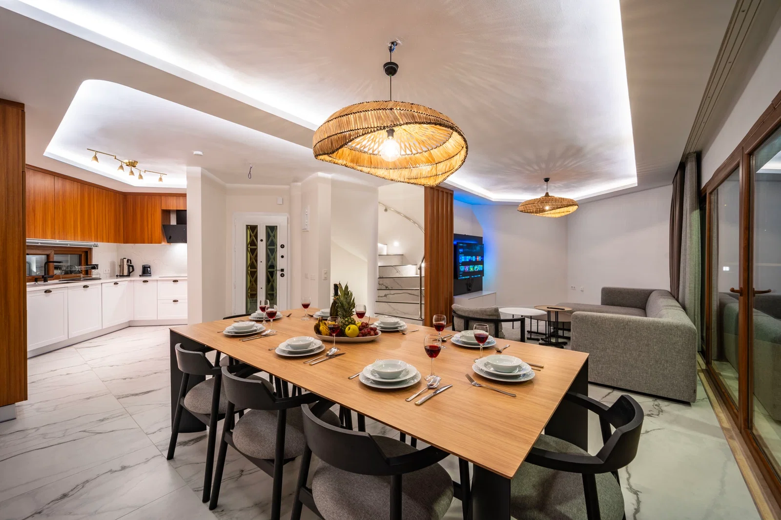 Kalkan’da Merkeze Yakın, Özel Havuzlu, 5 Yatak Odalı, Lüks Villa