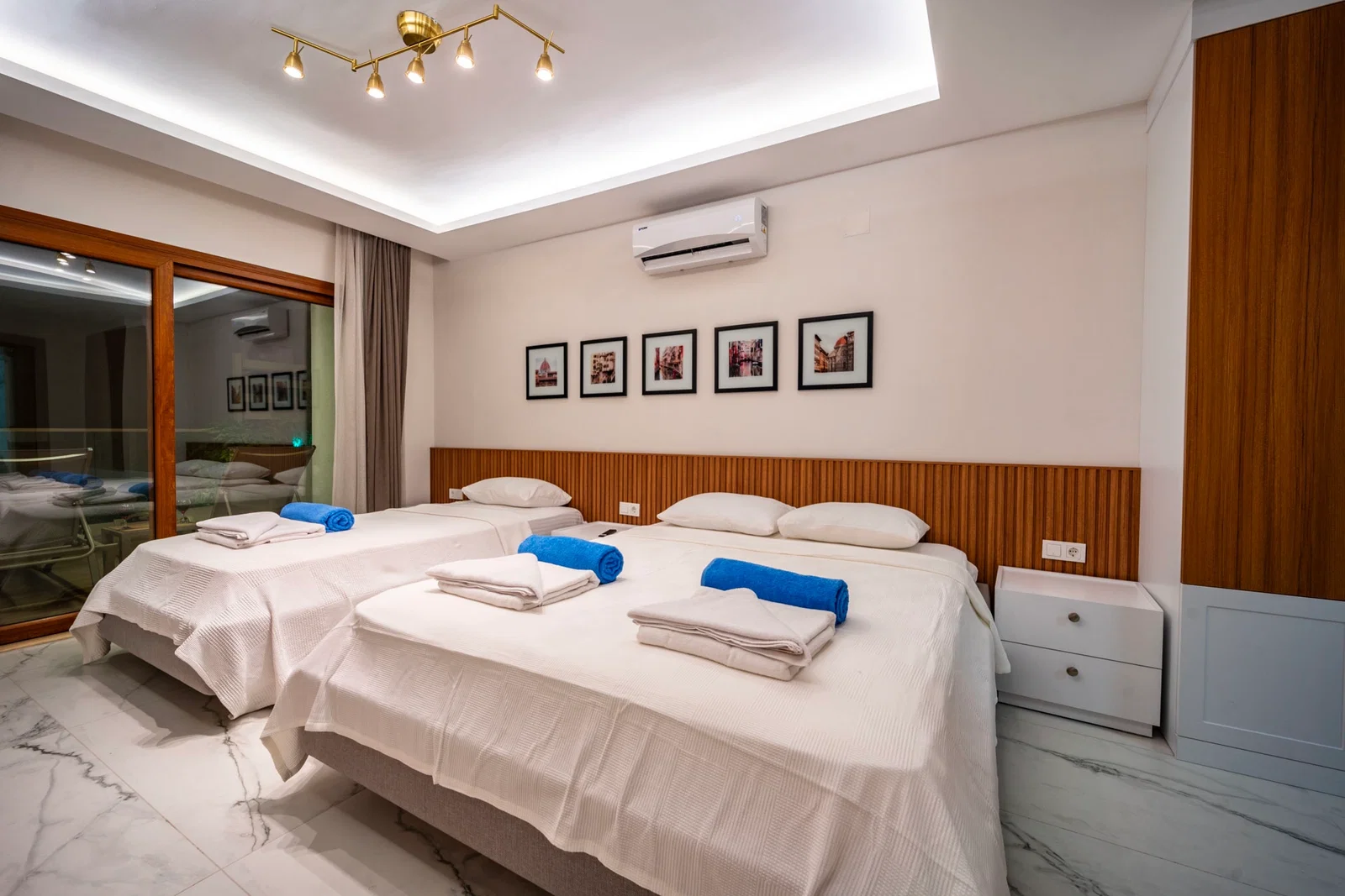 Kalkan’da Merkeze Yakın, Özel Havuzlu, 5 Yatak Odalı, Lüks Villa