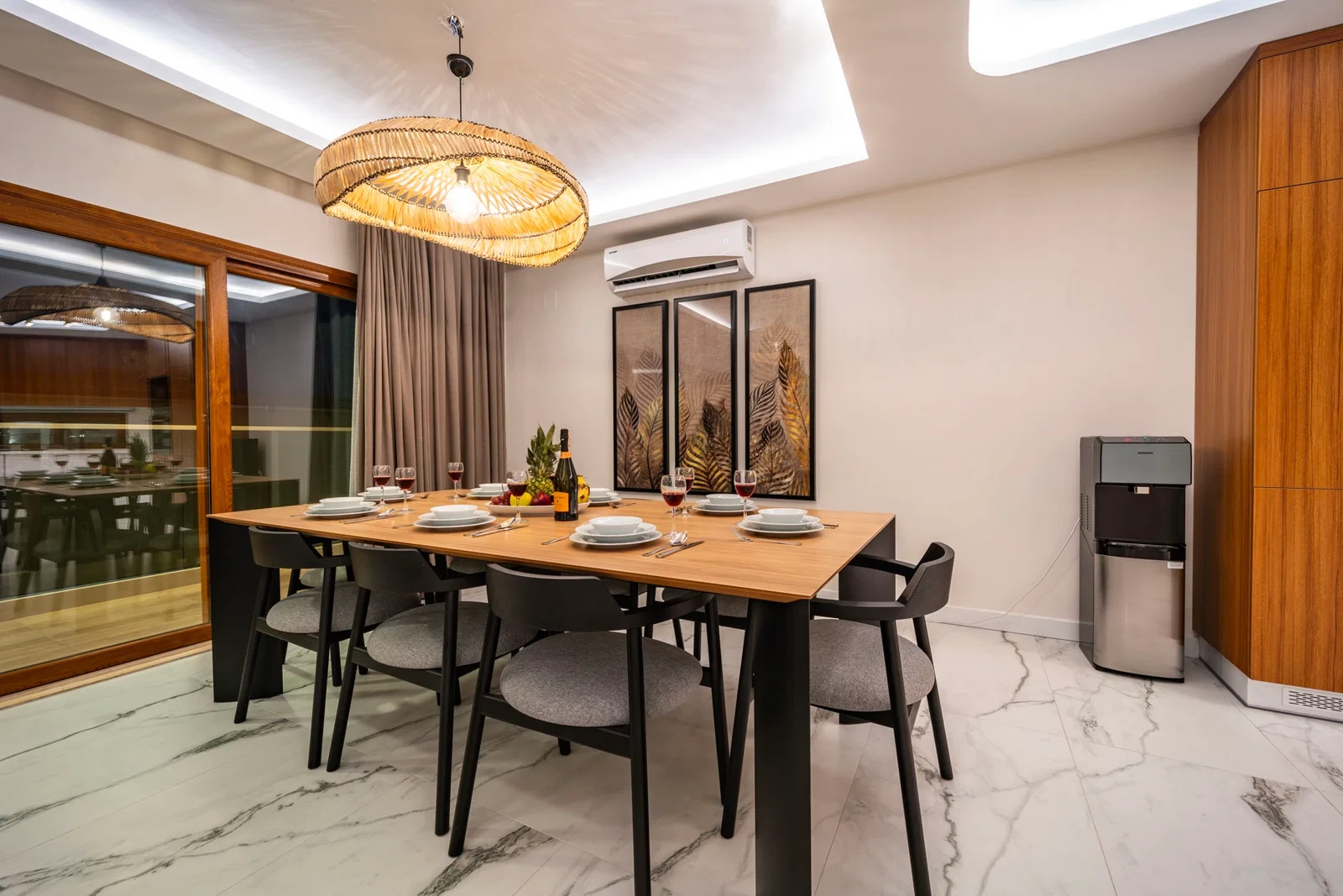 Kalkan’da Merkeze Yakın, Özel Havuzlu, 5 Yatak Odalı, Lüks Villa