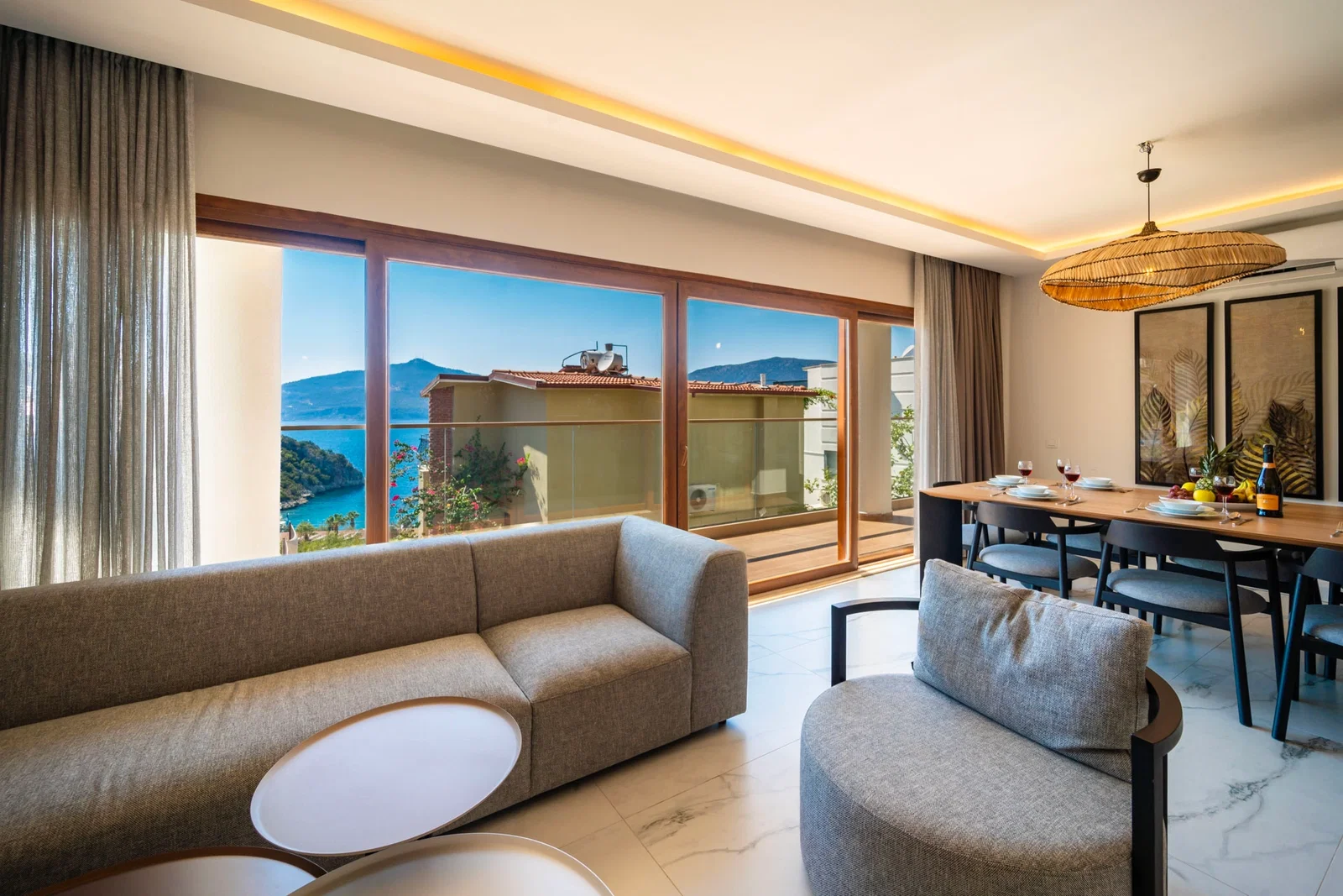 Kalkan’da Merkeze Yakın, Özel Havuzlu, 5 Yatak Odalı, Lüks Villa