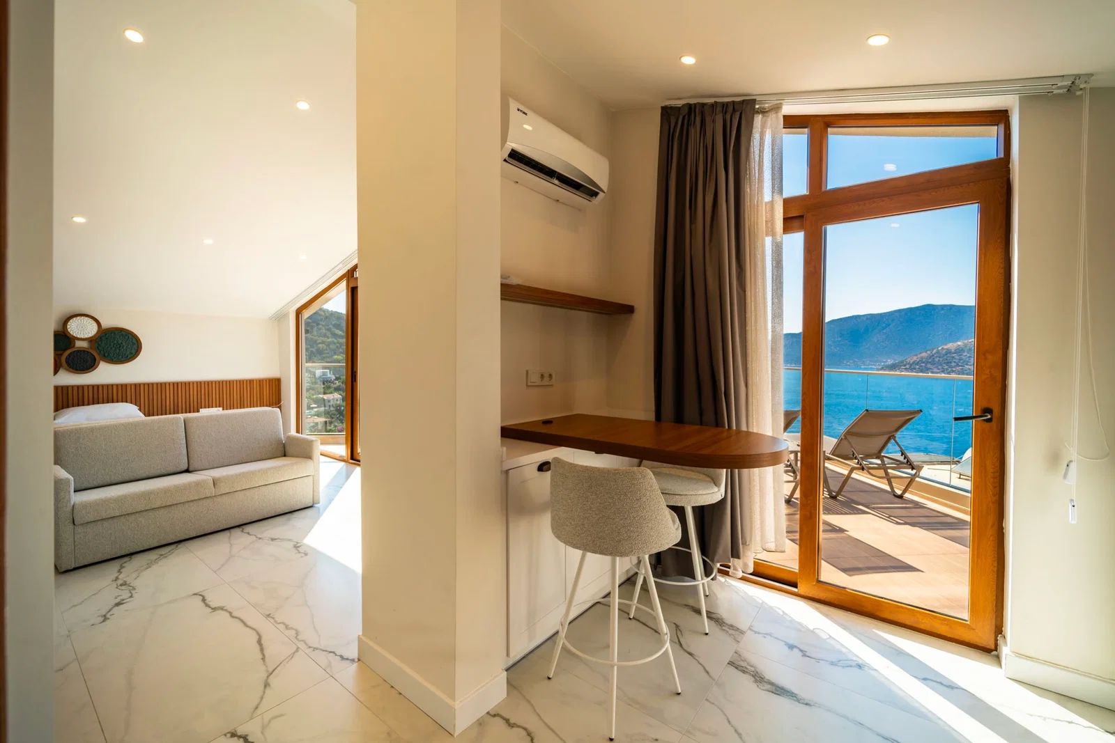 Kalkan’da Merkeze Yakın, Özel Havuzlu, 5 Yatak Odalı, Lüks Villa