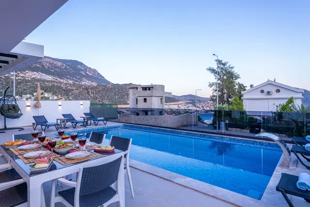 Kalkan’da özel havuzlu kiralık villa, fotoğraf 4