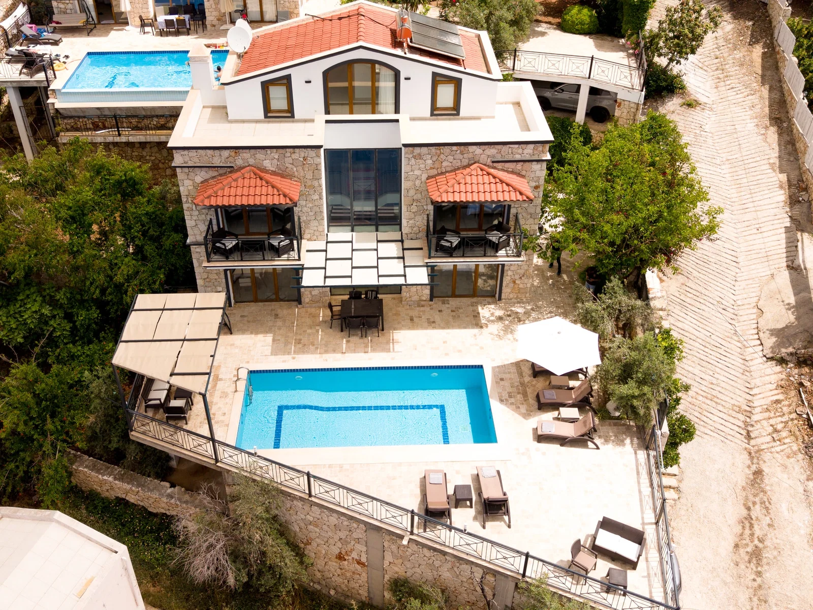 Kalkan’da Deniz Manzaralı, Özel Havuzlu, 4 Yatak Odalı, Kiralık Villa