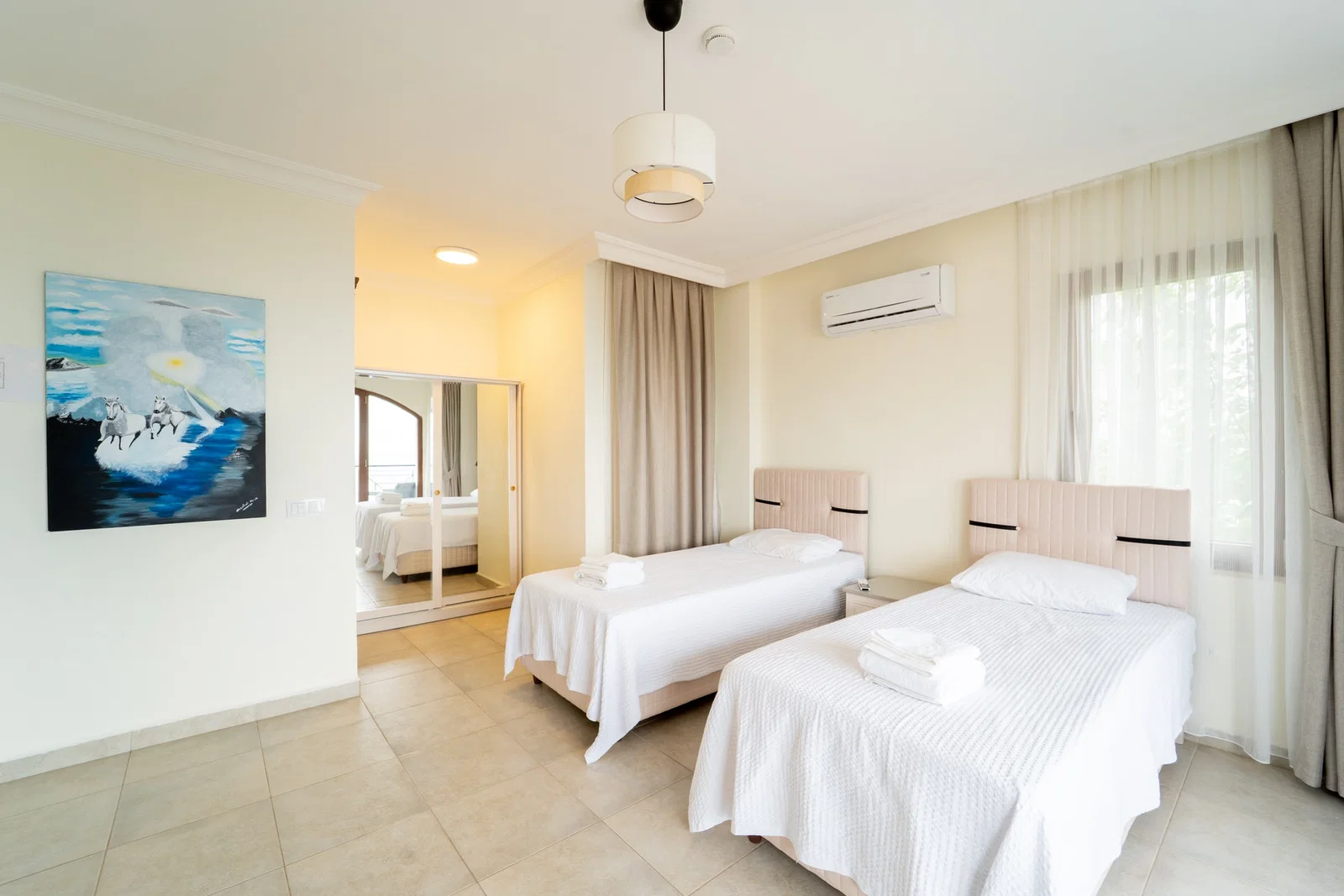 Kalkan’da Deniz Manzaralı, Özel Havuzlu, 4 Yatak Odalı, Kiralık Villa