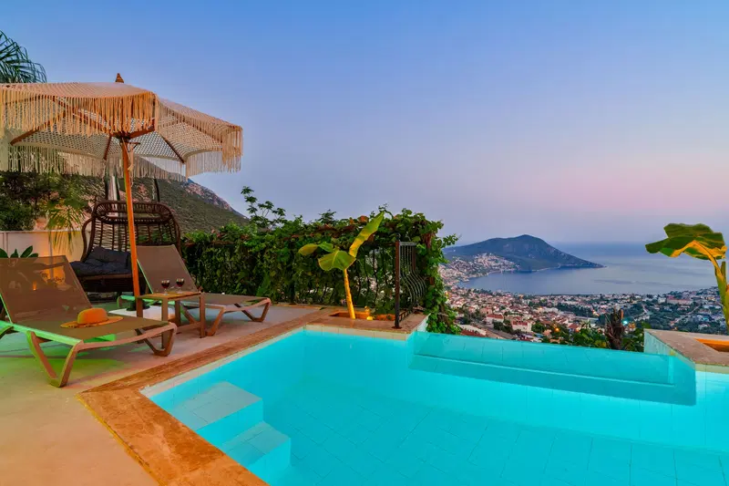 Kalkan’da korunaklı havuzlu kiralık villa, fotoğraf 9