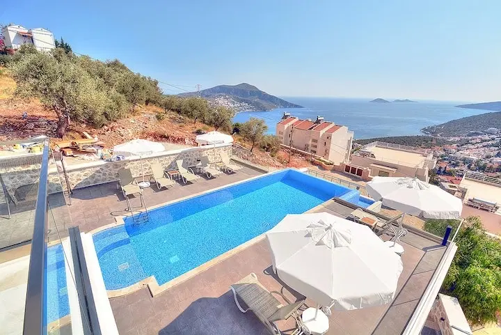 Kalkan’da deniz manzaralı kiralık villa, fotoğraf 2
