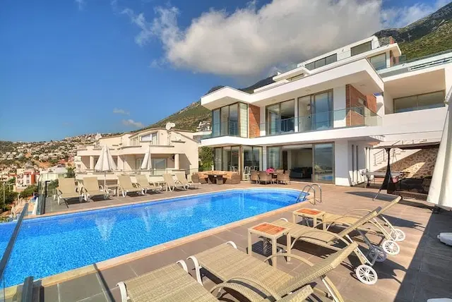 Kalkan’da bahçeli kiralık villa, fotoğraf 3