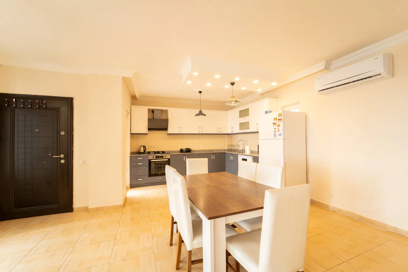 Kalkan’da Merkeze Yakın, Özel Havuzlu, 12 Kişilik, Ekonomik Villa