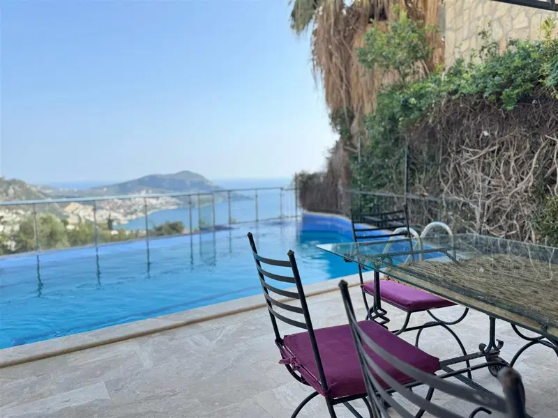 Kalkan’da deniz manzaralı kiralık villa, fotoğraf 6