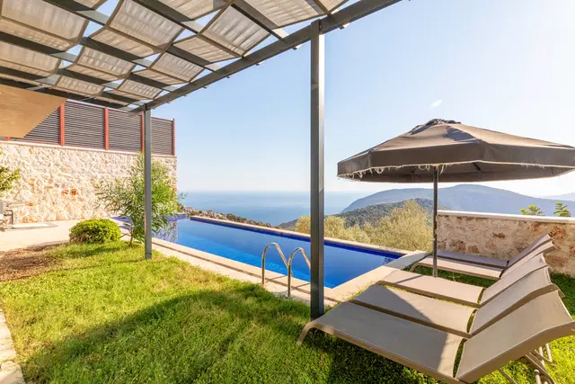 Kalkan’da ısıtmalı havuzlu kiralık villa, fotoğraf 2