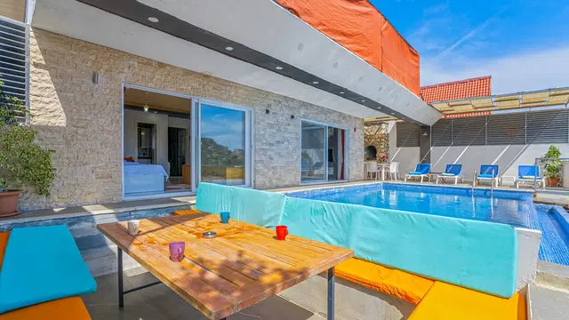 Kalkan’da jakuzili kiralık villa, fotoğraf 2