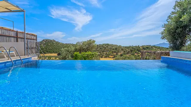 Kalkan’da muhafazakar kiralık villa, fotoğraf 5