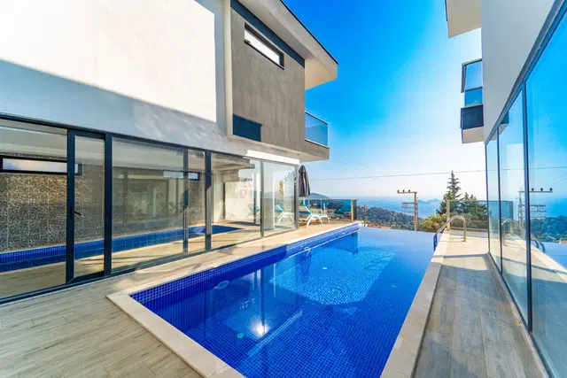 Kalkan’da kapalı havuzlu kiralık villa, fotoğraf 3