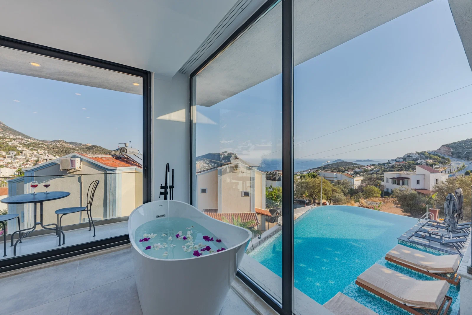 Kalkan’da merkeze yakın kiralık villa, fotoğraf 35