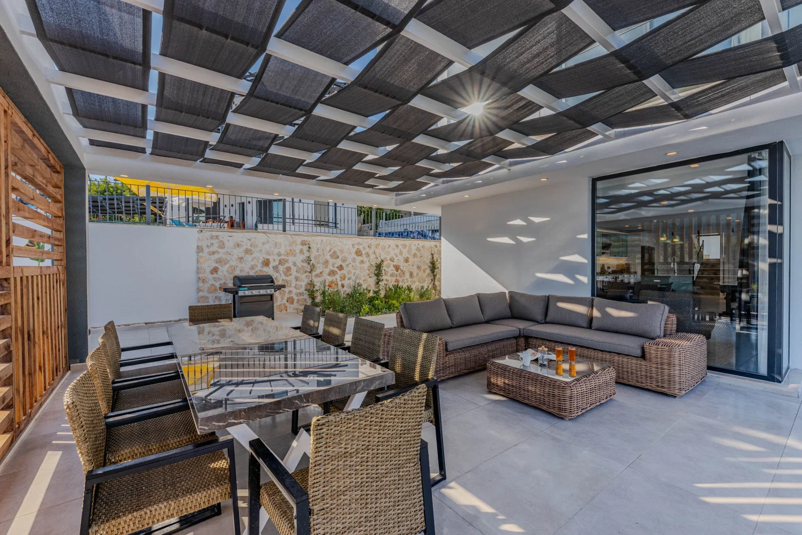 Kalkan’da ısıtmalı havuzlu kiralık villa, fotoğraf 19