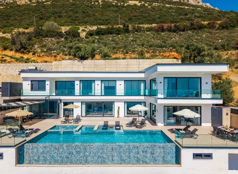 Kalkan’da deniz manzaralı kiralık villa, fotoğraf 17