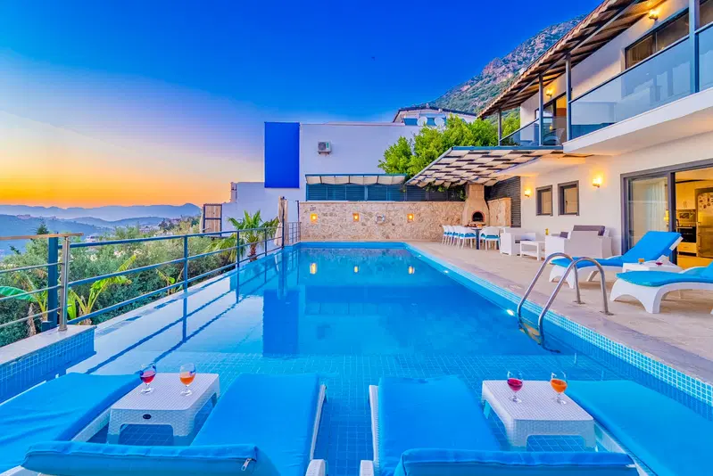 Kalkan’da büyük gruplar (12+ kişi) kiralık villa, fotoğraf 8
