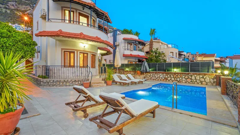 Kalkan’da bahçeli kiralık villa, fotoğraf 10