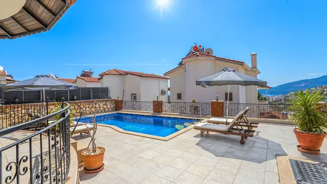 Kalkan’da bahçeli kiralık villa, fotoğraf 2