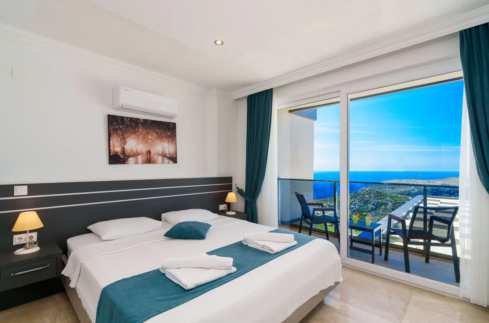 Kalkan’da Merkeze Yakın, Korunaklı Havuzlu, 8 Kişilik, Kiralık Villa