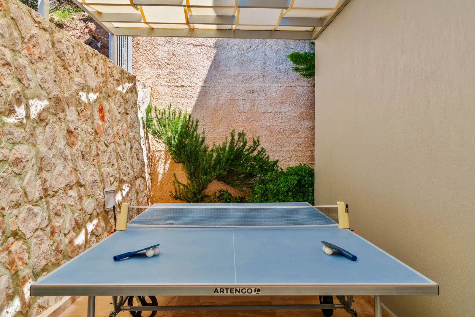 Kalkan’da Merkeze Yakın, Korunaklı Havuzlu, 8 Kişilik, Kiralık Villa