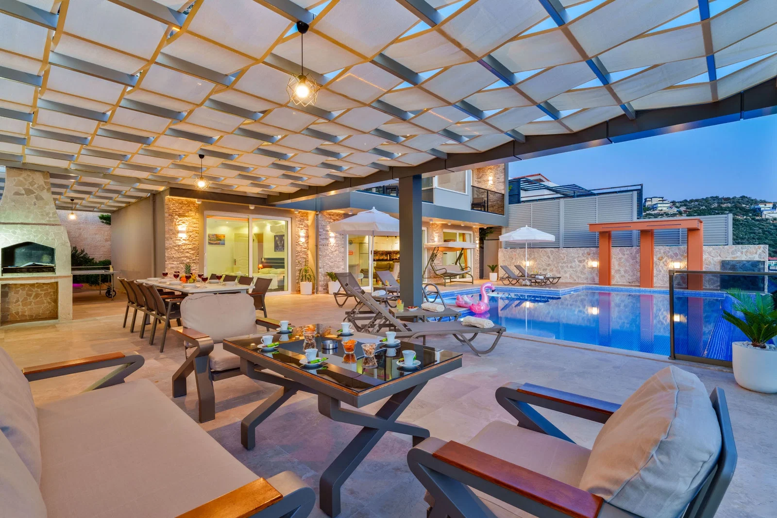 Kalkan’da Merkeze Yakın, Korunaklı Havuzlu, 8 Kişilik, Kiralık Villa