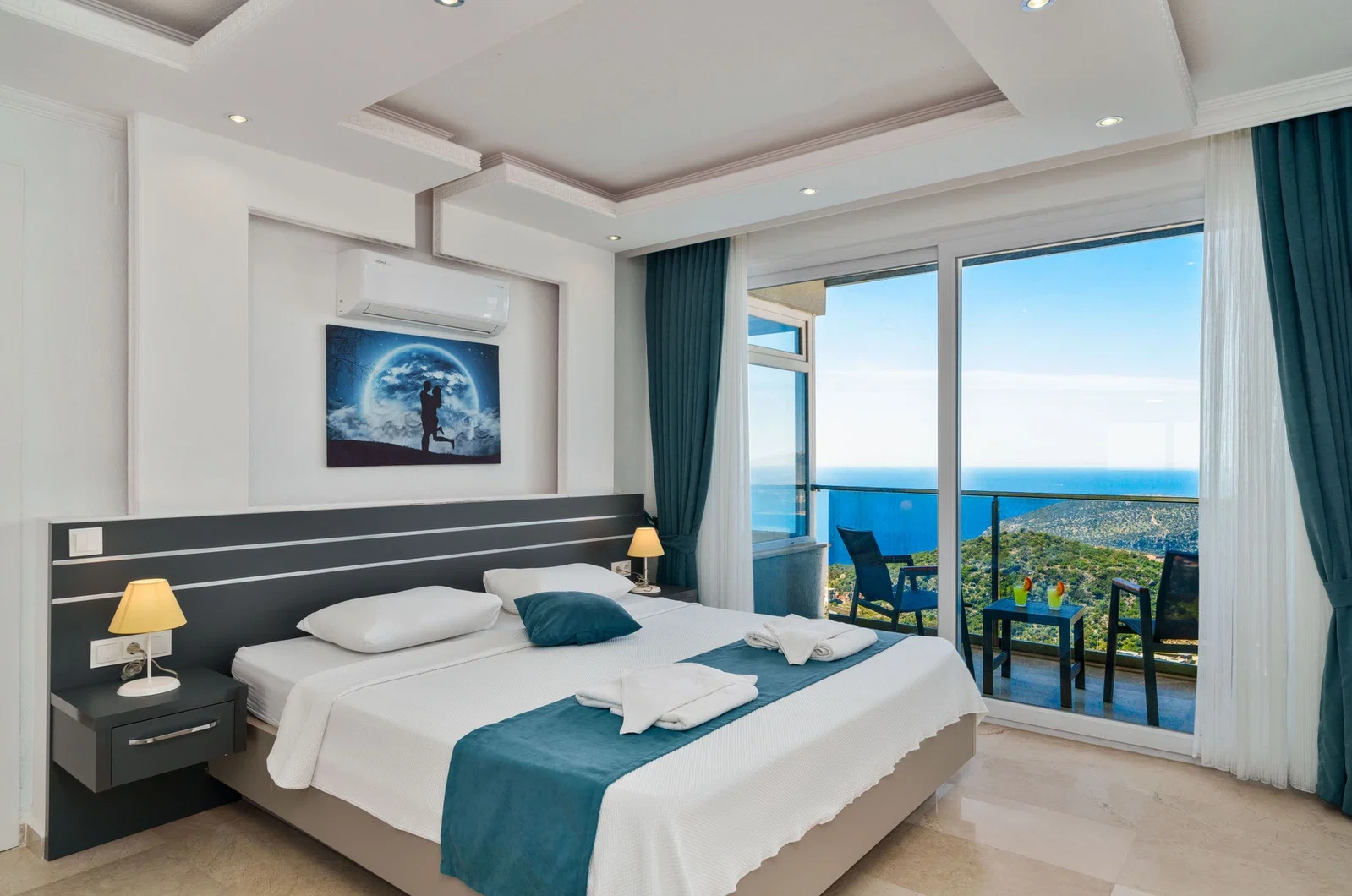 Kalkan’da Merkeze Yakın, Korunaklı Havuzlu, 8 Kişilik, Kiralık Villa