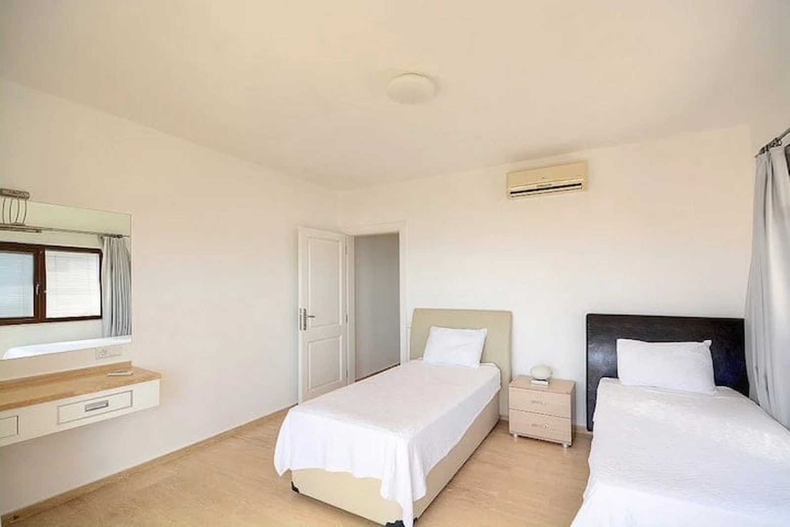 Kalkan’da Merkeze Yakın, Özel Havuzlu, 4 Yatak Odalı, Kiralık Villa